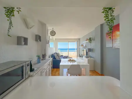Appartement en bord de mer avec WiFi et animaux acceptés à Pineda de Mar - Photo 2