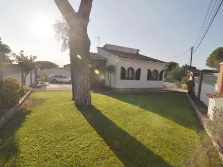 Maison au calme avec grand jardin, Villa 6 personnes à L'Escala - Photo 10
