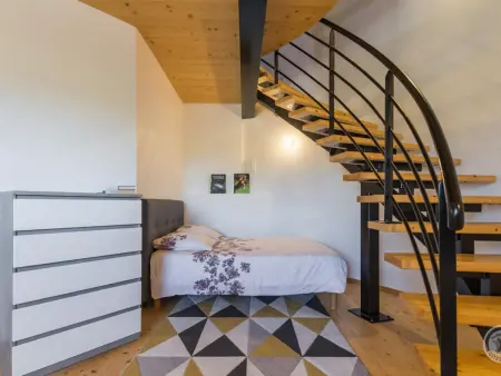 Gîte insolite à Turqueville avec jardin et transats - Photo 8