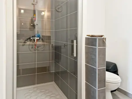 Charmant appartement PMR avec terrasse, climatisation et parking à Palavas - Photo 5
