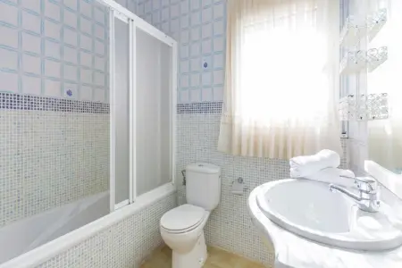 Teresas, Villa à Lloret de Mar avec Piscine et Vue Mer - Photo 16