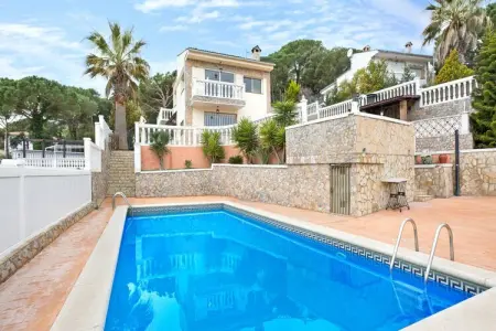 Vila, Villa vue mer et montagne avec piscine - Photo 5