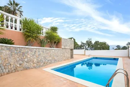 Vila, Villa vue mer et montagne avec piscine - Photo 6