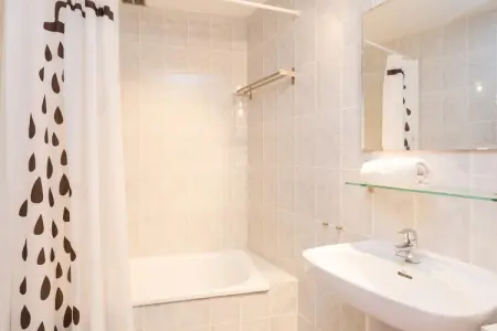 Cipresos 8pax, Villa à Lloret de Mar avec Piscine Privée - Photo 23