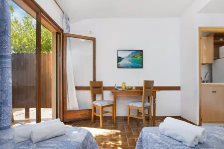 Cipresos 12pax, Villa à Lloret de Mar avec Piscine Privée - Photo 11