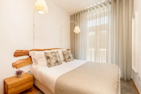 YOUROPO - Cosy 5, Retraite élégante en centre-ville - Photo 4