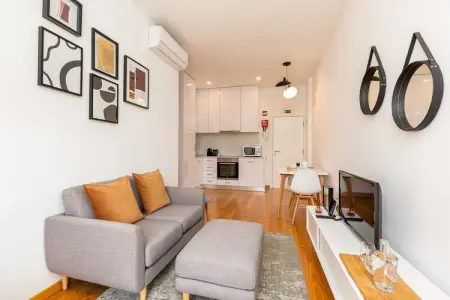 YOUROPO - Cosy 5, Retraite élégante en centre-ville - Photo 5