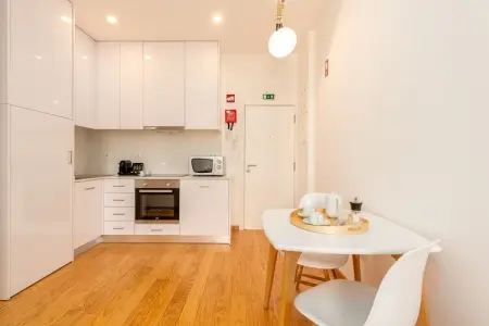 YOUROPO - Cosy 5, Retraite élégante en centre-ville - Photo 8