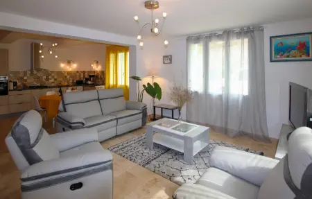 Maison 5 personnes à Lagnes - Photo 2