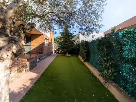 Casa Moderna con Jardín y Piscina Privada  Santa Cristina dAro - Photo 3