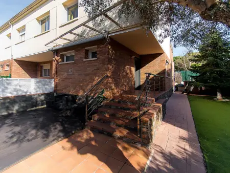 Casa Moderna con Jardín y Piscina Privada  Santa Cristina dAro - Photo 31
