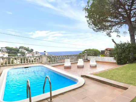 Maison familiale avec piscine privée et vue mer à Canyelles - Photo 1