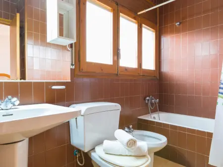 Maison familiale avec piscine privée et vue mer à Canyelles - Photo 13