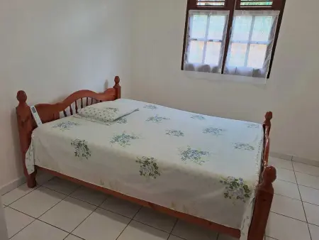 Maison spacieuse à Petit-Bourg avec jardin, Maison 7 personnes à Petit Bourg - Photo 10