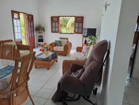 Maison spacieuse à Petit-Bourg avec jardin, Maison 7 personnes à Petit Bourg - Photo 33