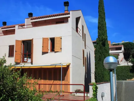 Maison mitoyenne proche plage, 3 chambres, garage - Photo 1