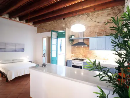 Loft rénové au centre de Sant Feliu, 2 chambres, près de la plage - Photo 6