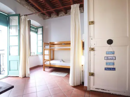 Loft rénové au centre de Sant Feliu, 2 chambres, près de la plage - Photo 24