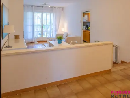 Appartement rez-de-chaussée avec jardin et accès piscine, proche plage de Sant Pol - Photo 7