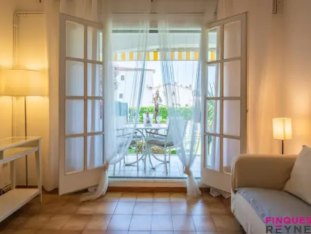 Appartement rez-de-chaussée avec jardin et accès piscine, proche plage de Sant Pol - Photo 14