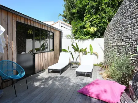 Charmante Maison de Village au Cœur de La Couarde-sur-Mer - Photo 2