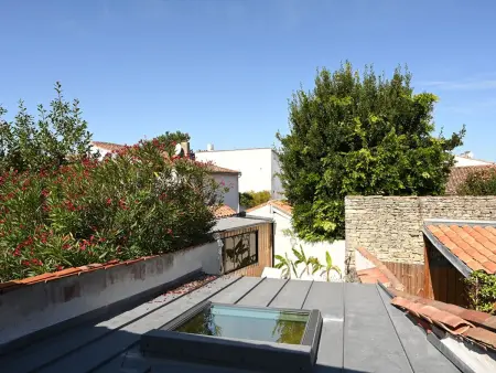 Charmante Maison de Village au Cœur de La Couarde-sur-Mer - Photo 13
