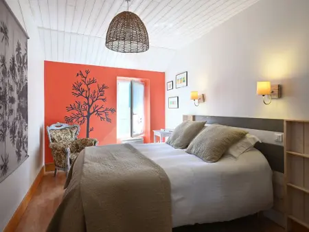Charmante Maison de Village au Cœur de La Couarde-sur-Mer - Photo 17