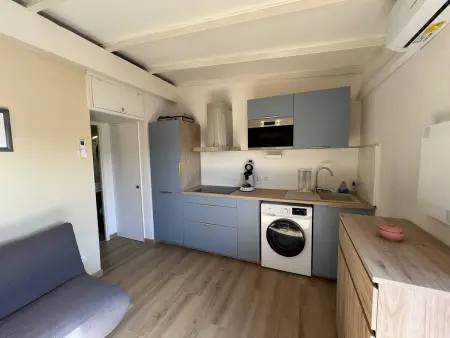 Appartement T2 Climatise avec Parking proche Plage - Photo 8