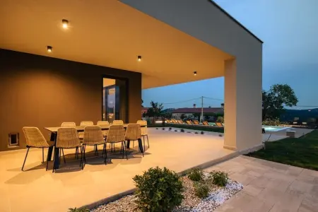 Villa de la Vie with Heated Swimming Pool, Appartement d'été relaxant à Drenje - Photo 52