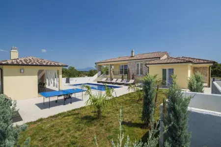 Villa Land with Private Pool, Spacieuse villa rurale avec piscine - Photo 5