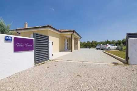 Villa Land with Private Pool, Spacieuse villa rurale avec piscine - Photo 25