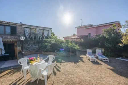 Casa Li Feruli, Maison de vacances relaxante à Isola Rossa - Photo 5