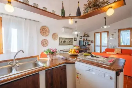 Casa Li Feruli, Maison de vacances relaxante à Isola Rossa - Photo 9