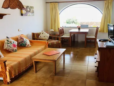 Charmant Appartement à Costa Calma avec Piscine et Terrasse à 400m de la Plage - Photo 2