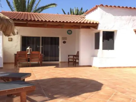 Charmant Bungalow à Costa Calma - Terrasse Privée, Tout Confort, WiFi et Cuisine Équipée - Photo 9