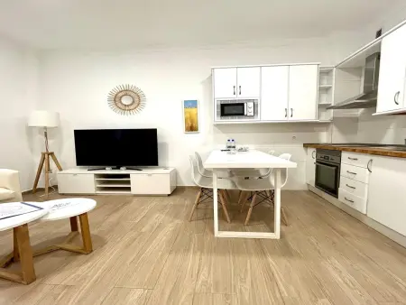 Maison de vacances cosy avec WIFI à 1 min de la plage de Las Canteras - Photo 13