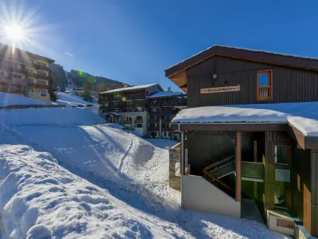 Studio rénové près des pistes avec bien-être, animaux admis - Photo 6
