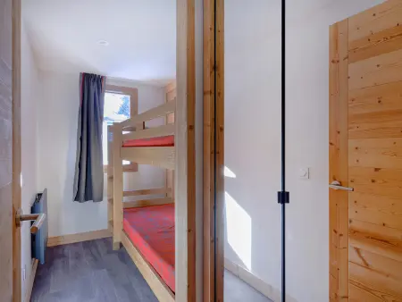 Appartement rénové près des pistes avec espace bien-être et parking - Photo 5