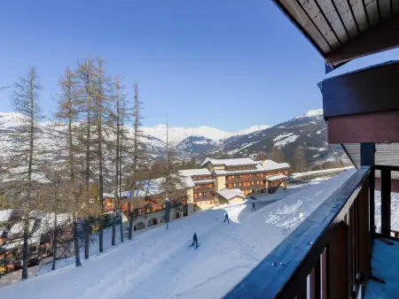 Appartement rénové près des pistes avec espace bien-être et parking - Photo 7