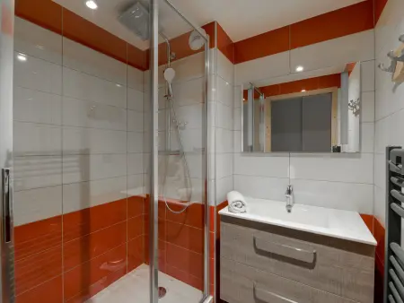 Appartement rénové, proche des pistes, pour 5 pers., balcon, animaux admis - Photo 2