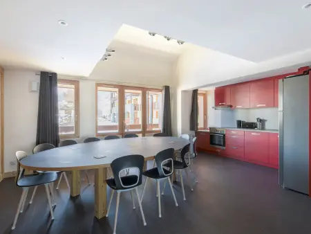 Magnifique duplex rénové 7 pièces, proche pistes, sauna, hammam, salle de fitness - Photo 11