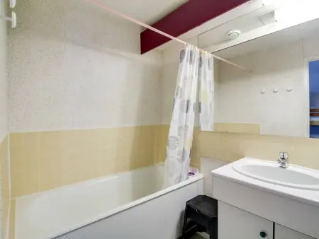 Studio cabine 5 pers, balcon, La Mongie, proche pistes - Photo 6