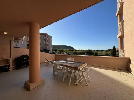 Appartement 3 pièces, 6 couchages, climatisé avec Wi-Fi, L'Île-Rousse - Photo 1