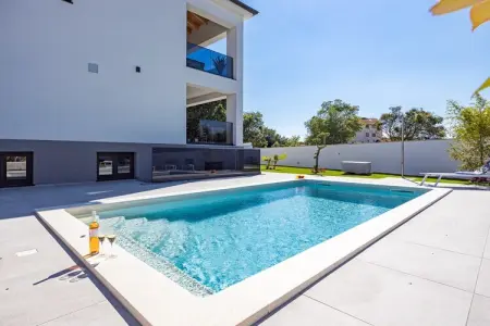 Villa Antares - Luxurious Vacation Oasis, Villa à Štinjan près de plage Hidrobaza - Photo 7