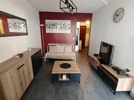 Appartement moderne 2 chambres, proche plage et parking privatif - Photo 3