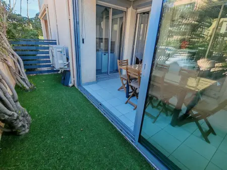 Appartement moderne 2 chambres, proche plage et parking privatif - Photo 12