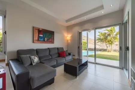 Vista Golf 28, Villa à Maspalomas avec piscine chauffée - Photo 1