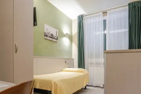 POSTA-31, Hôtel 3 Confort et Sérénité au cœur de Vintimille - Photo 2