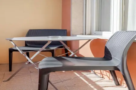 POSTA-9, Hôtel 3 Chambres Cosy pour un Séjour Unique - Photo 3