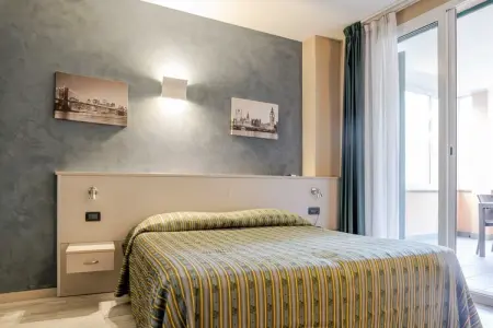POSTA-35, Hôtel 3 Confort et Sérénité au cœur de Vintimille - Photo 1